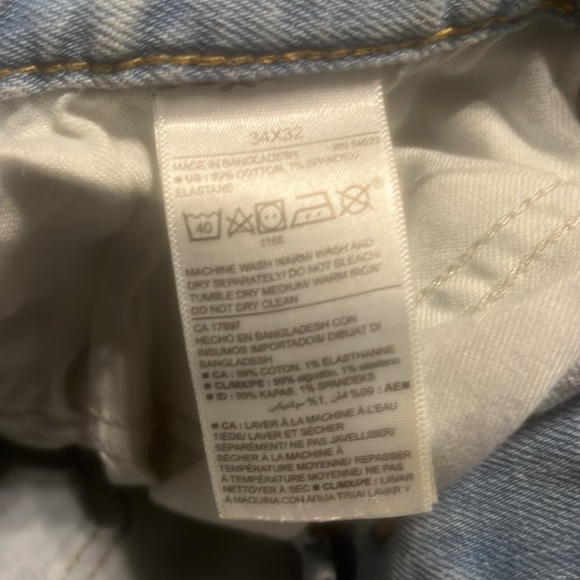 Jeans - Picture 2 of 3